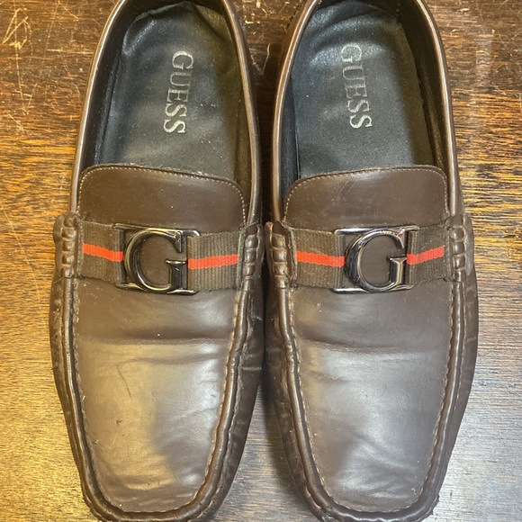 Men’s Guess loafers - Picture 6 of 6